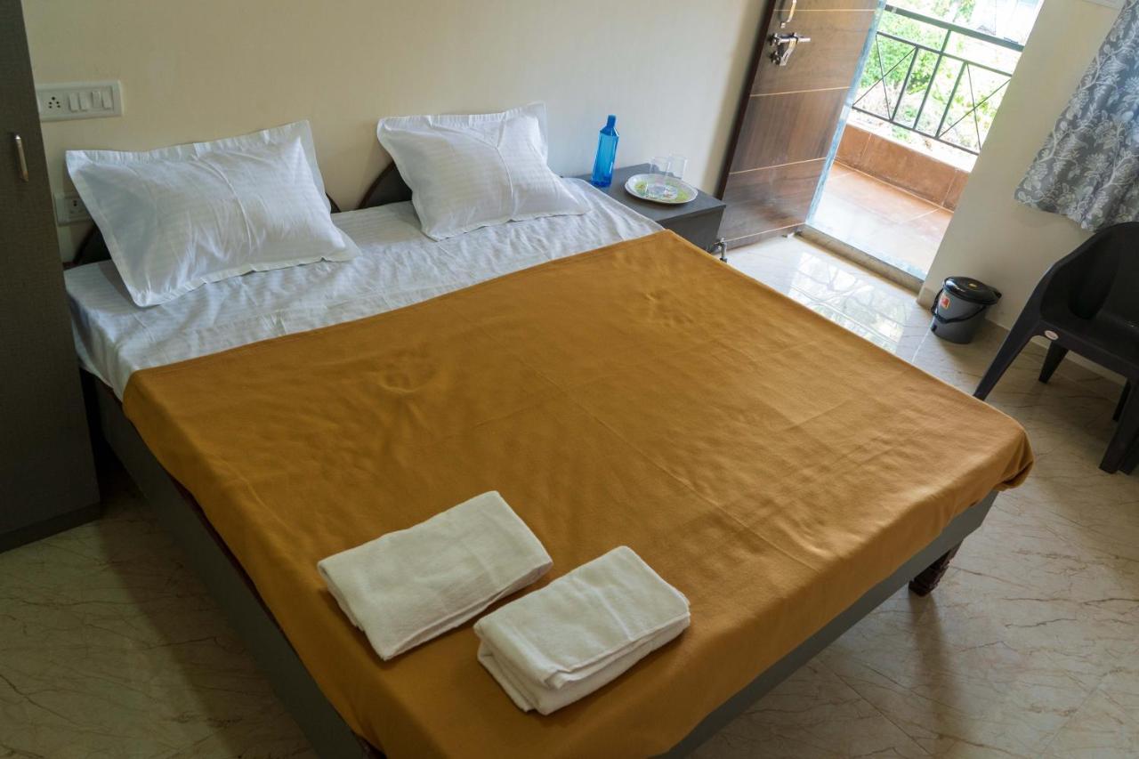 Anandvan Beach Resort Алибаг Экстерьер фото